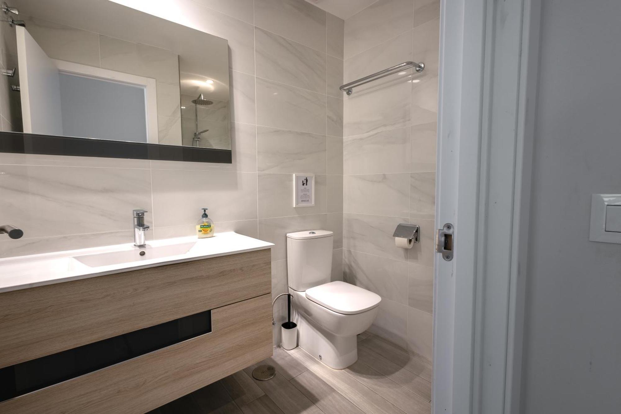 Premium Malagueta Suite Malaga Exterior photo